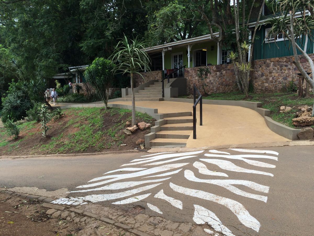 Phezulu Safari Park Villa Botha's Hill Eksteriør bilde