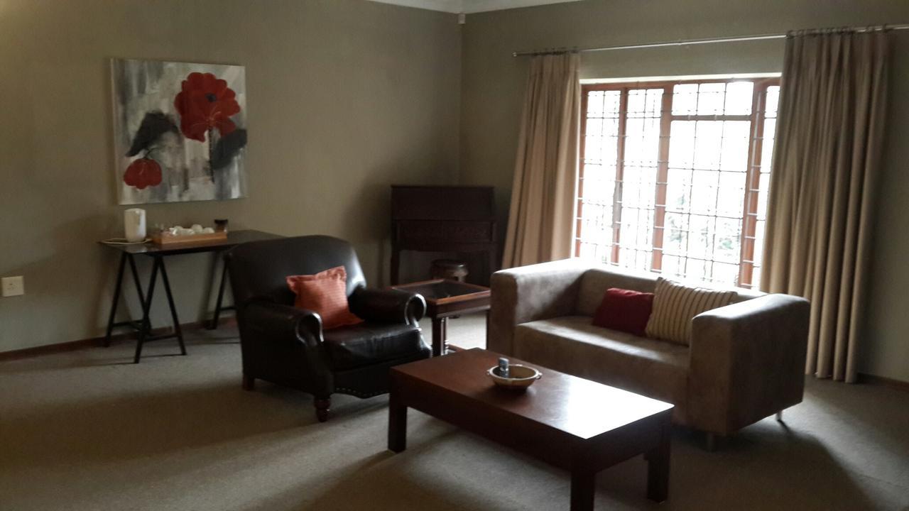Phezulu Safari Park Villa Botha's Hill Eksteriør bilde